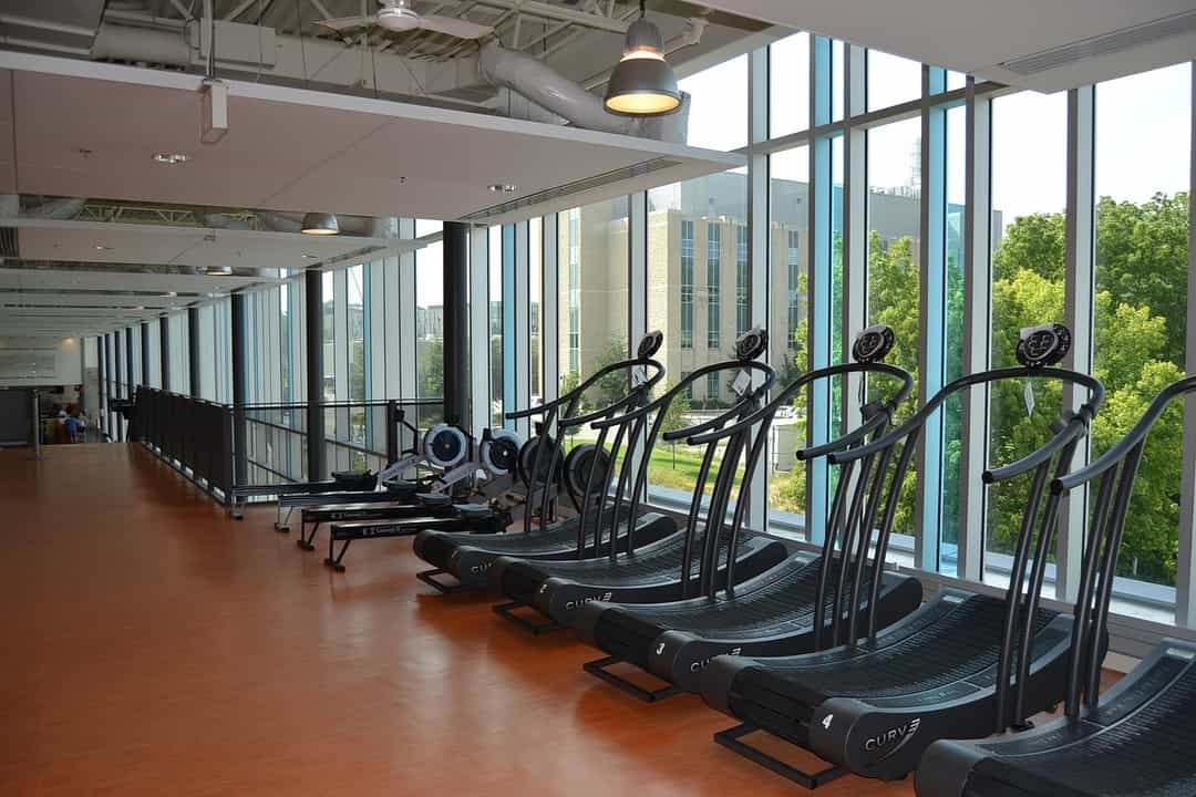 empty gym showing clean treadmils